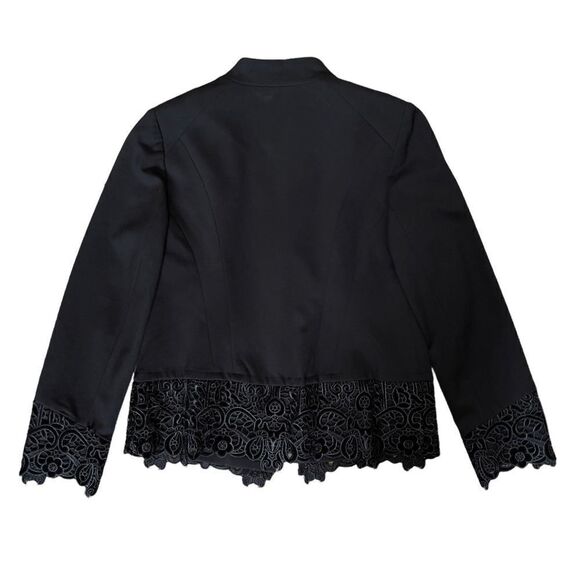 CHICO’S Lace Hem Ponte Jacket Size 0 (4) - Picture 3 of 16